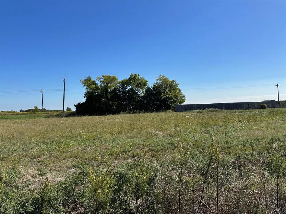 Riverbend Avenue Colbert, OK 74733