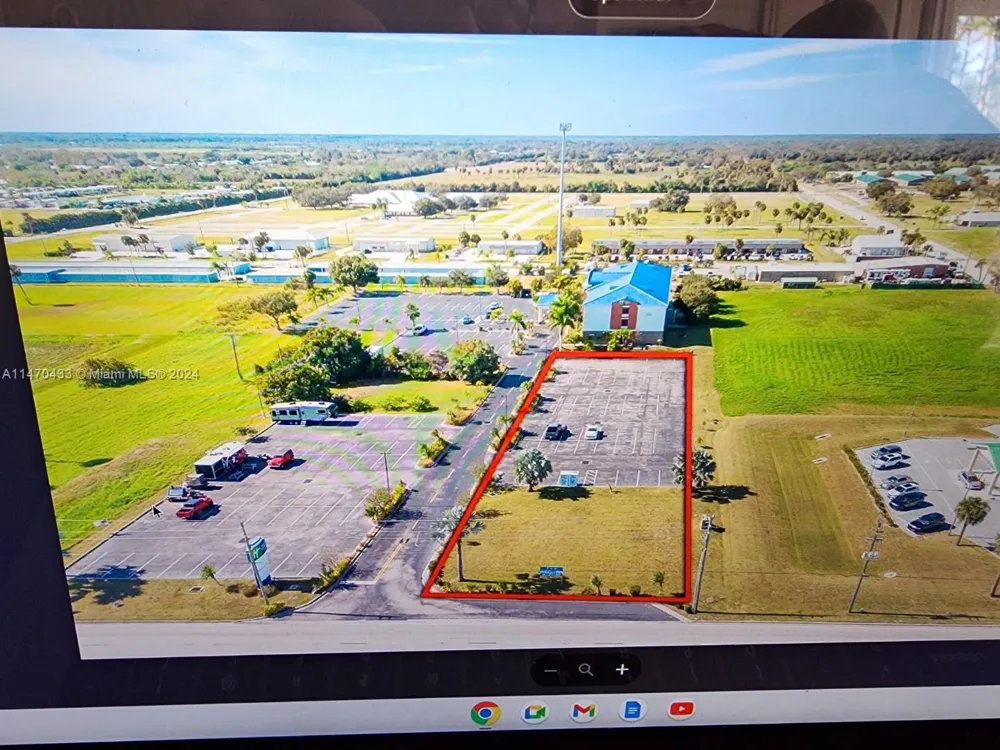 201 S. PARROTT Okeechobee, FL 34974
