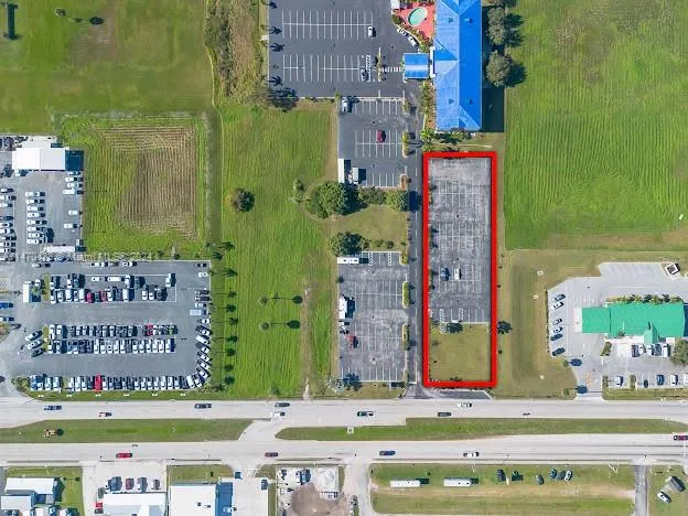 201 S. PARROTT Okeechobee, FL 34974