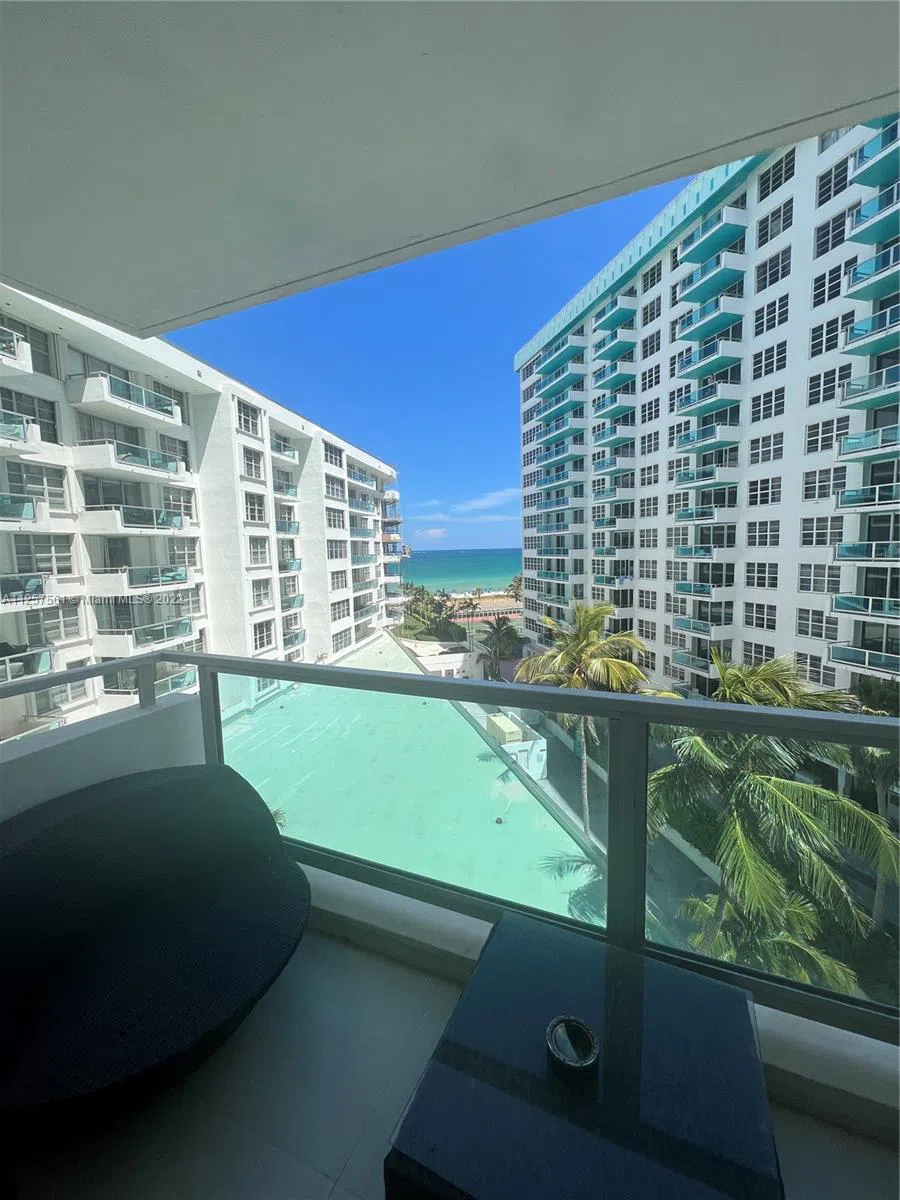 5151 Collins Ave #725 Miami Beach, FL 33140