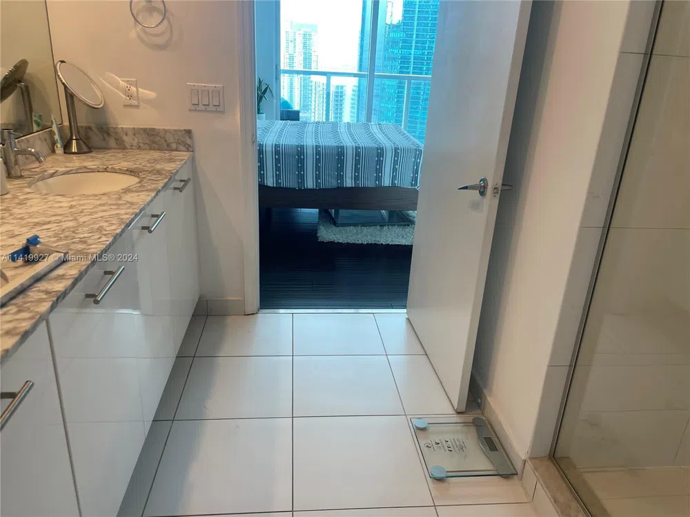 55 SE 6th St #Ph4307 Miami, FL 33131