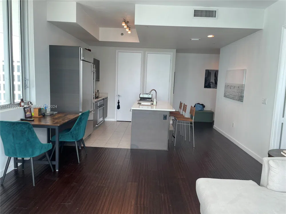 55 SE 6th St #Ph4307 Miami, FL 33131