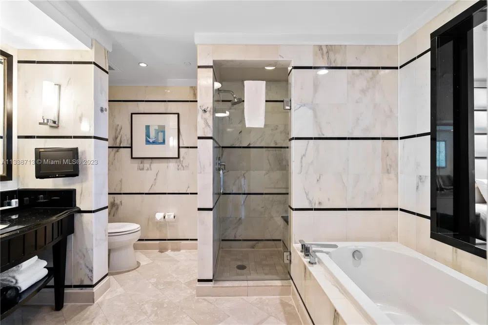 4391 Collins Ave #1911/1909/1910/1912 Miami Beach, FL 33140