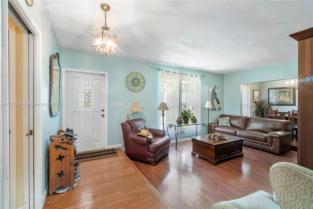 25950 SW 187 AVE Homestead, FL 33031
