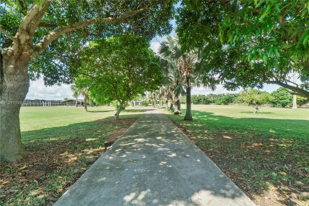 25950 SW 187 AVE Homestead, FL 33031
