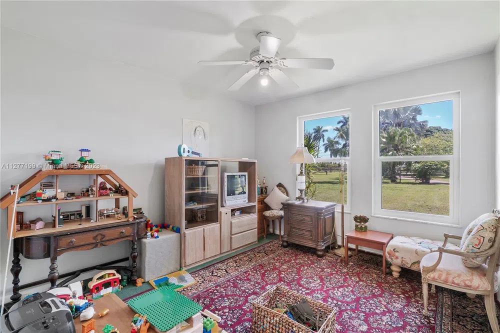 25950 SW 187 AVE Homestead, FL 33031