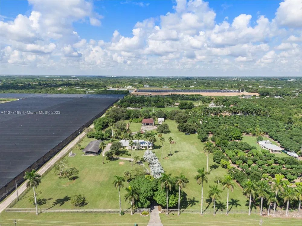 25950 SW 187 AVE Homestead, FL 33031