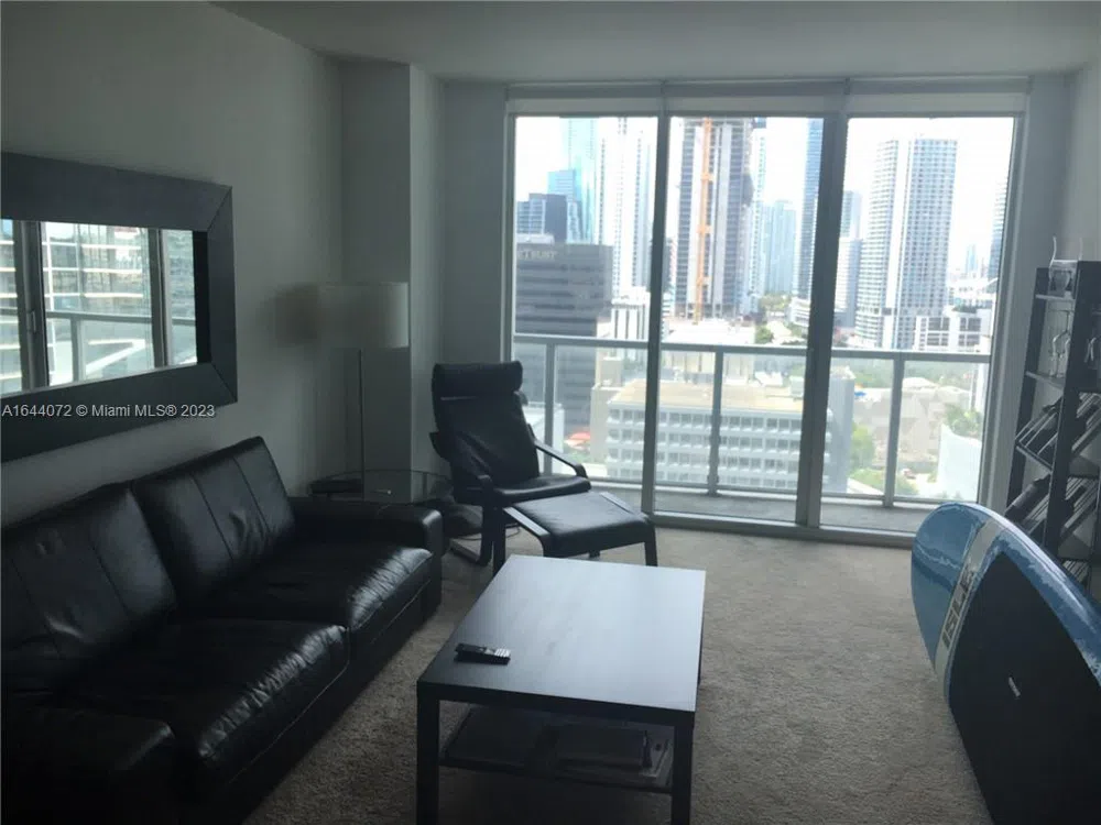 55 SE 6 ST #2006 Miami, FL 33131