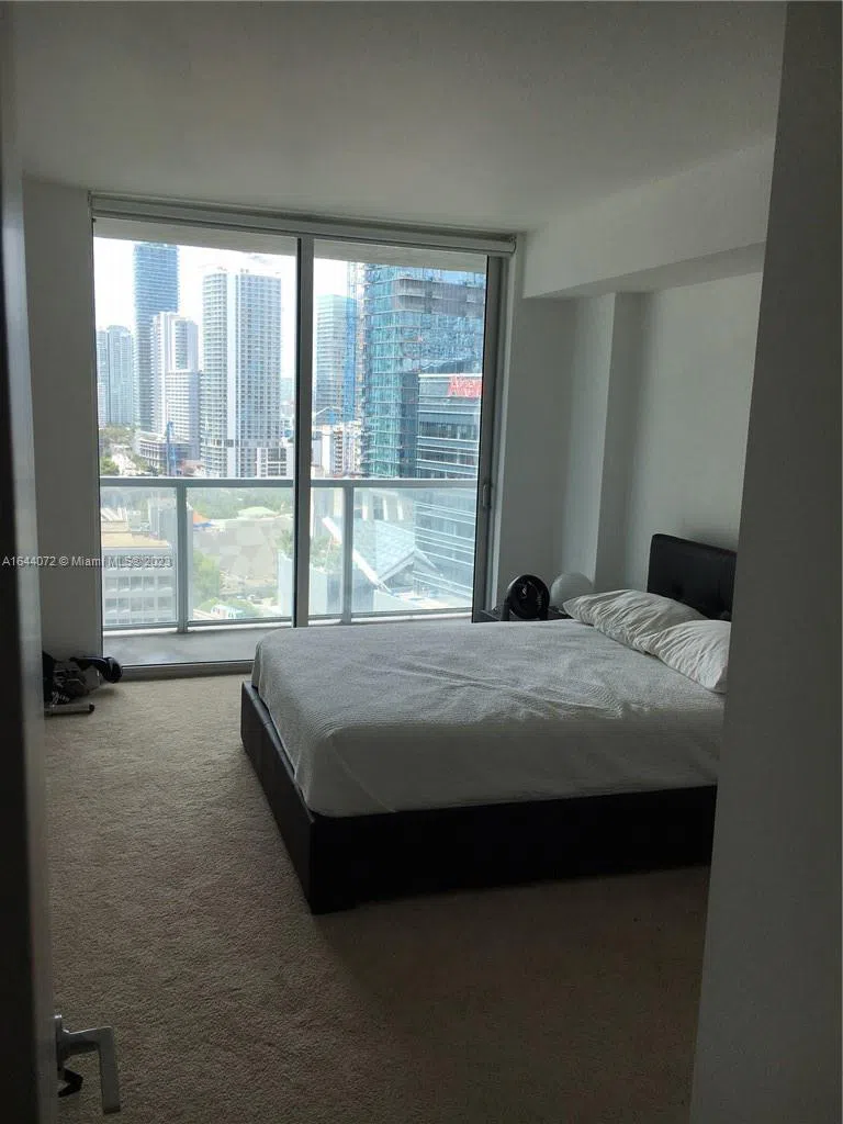55 SE 6 ST #2006 Miami, FL 33131