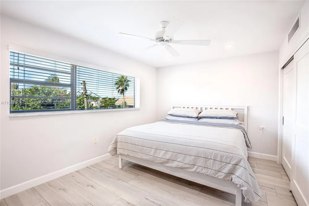 300 Oregon St #204 Hollywood, FL 33019