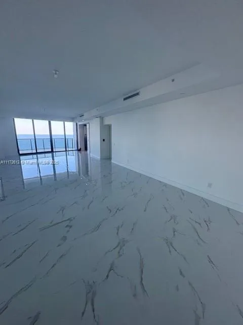 18555 Collins Ave #2905 Sunny Isles Beach, FL 33160