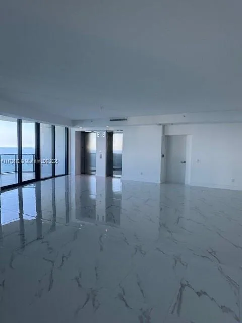 18555 Collins Ave #2905 Sunny Isles Beach, FL 33160
