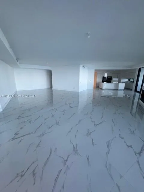18555 Collins Ave #2905 Sunny Isles Beach, FL 33160
