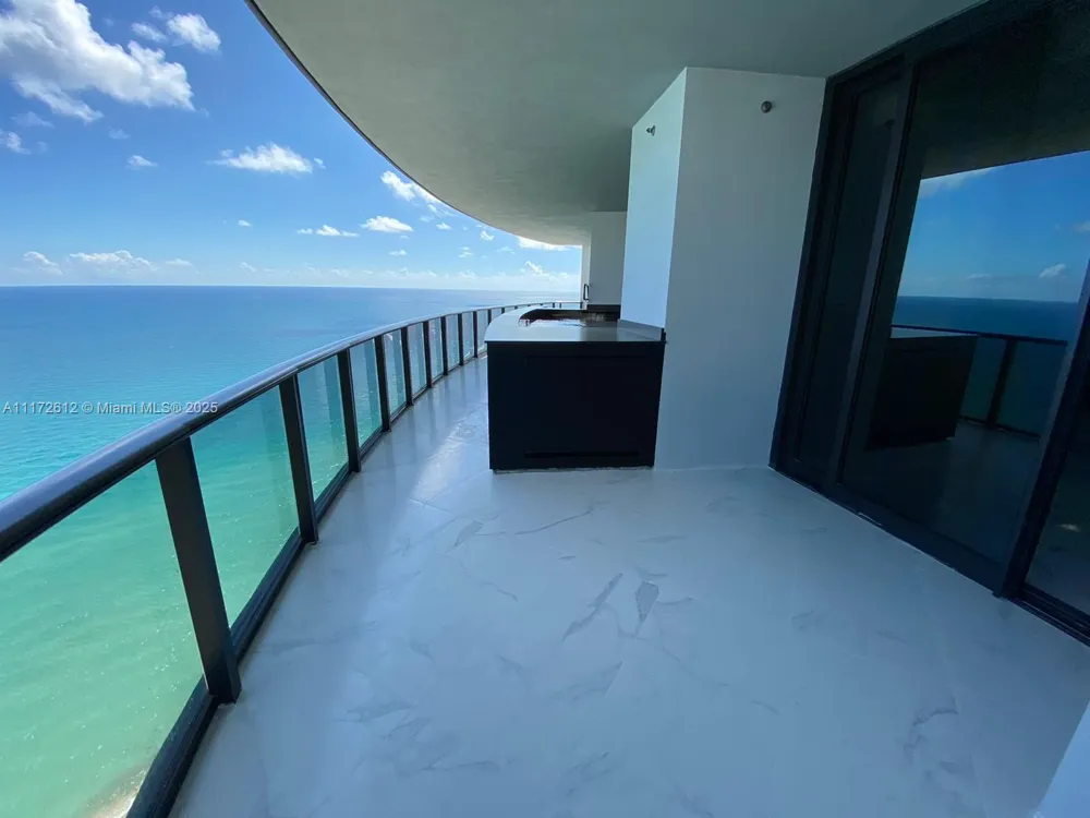 18555 Collins Ave #2905 Sunny Isles Beach, FL 33160