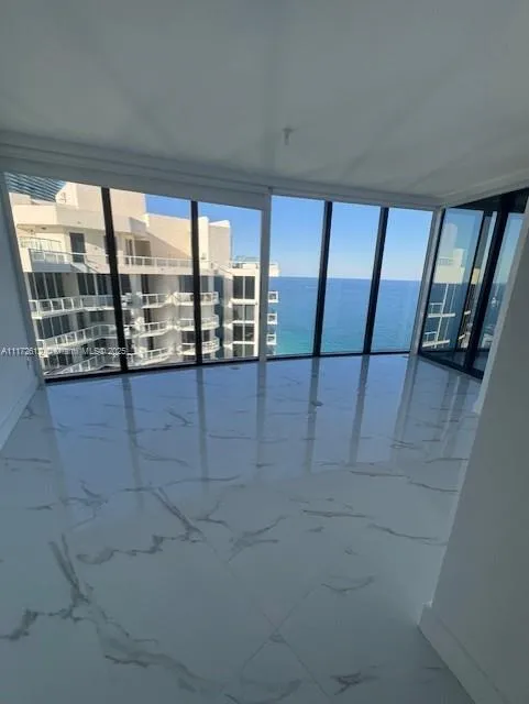 18555 Collins Ave #2905 Sunny Isles Beach, FL 33160