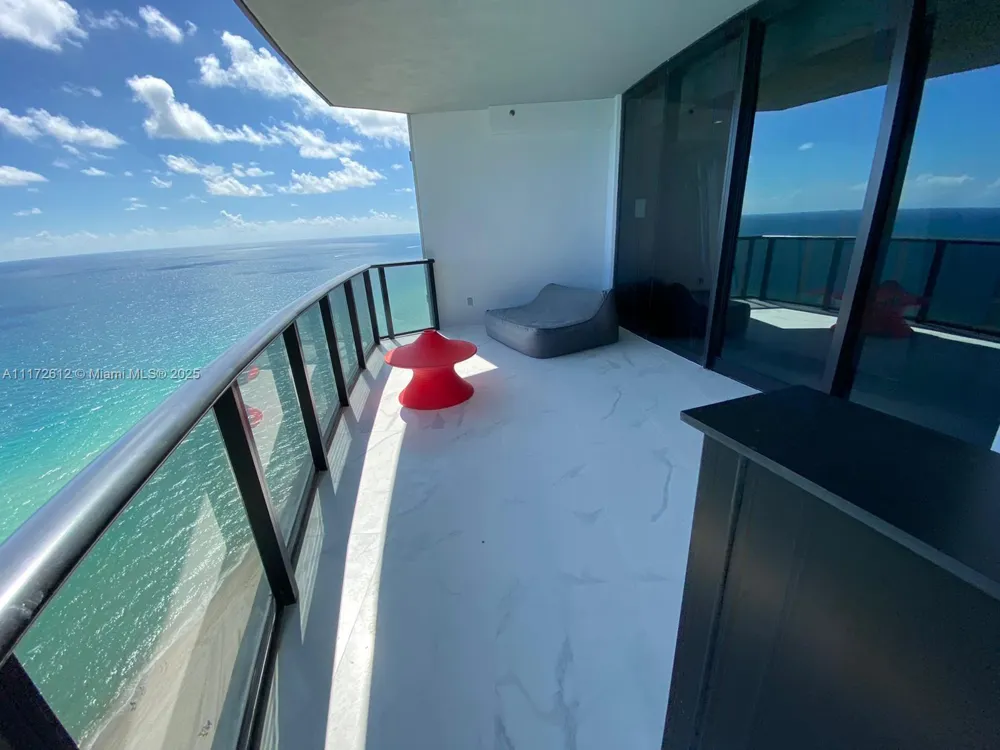 18555 Collins Ave #2905 Sunny Isles Beach, FL 33160
