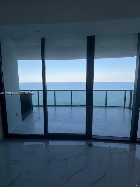 18555 Collins Ave #2905 Sunny Isles Beach, FL 33160
