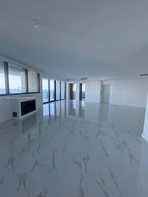 18555 Collins Ave #2905 Sunny Isles Beach, FL 33160