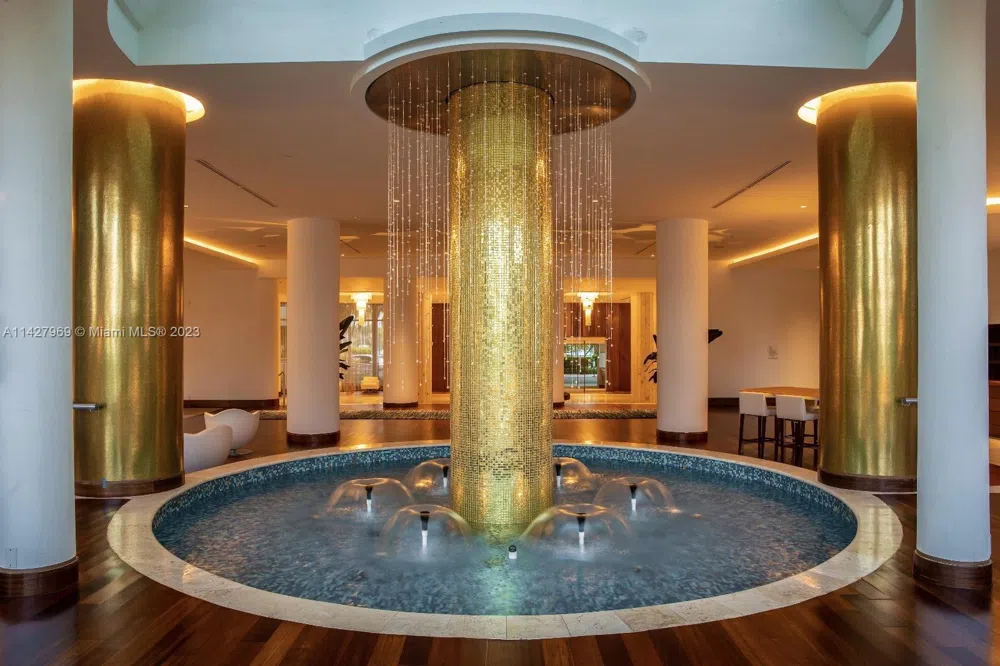 5151 Collins Ave #1523 Miami Beach, FL 33140