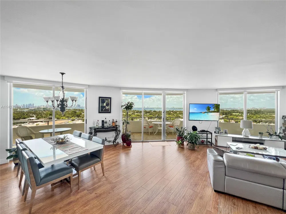 5151 Collins Ave #1523 Miami Beach, FL 33140