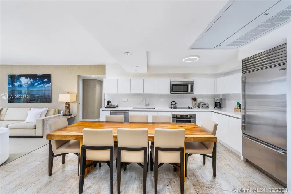 102 24th St #1544 Miami Beach, FL 33139