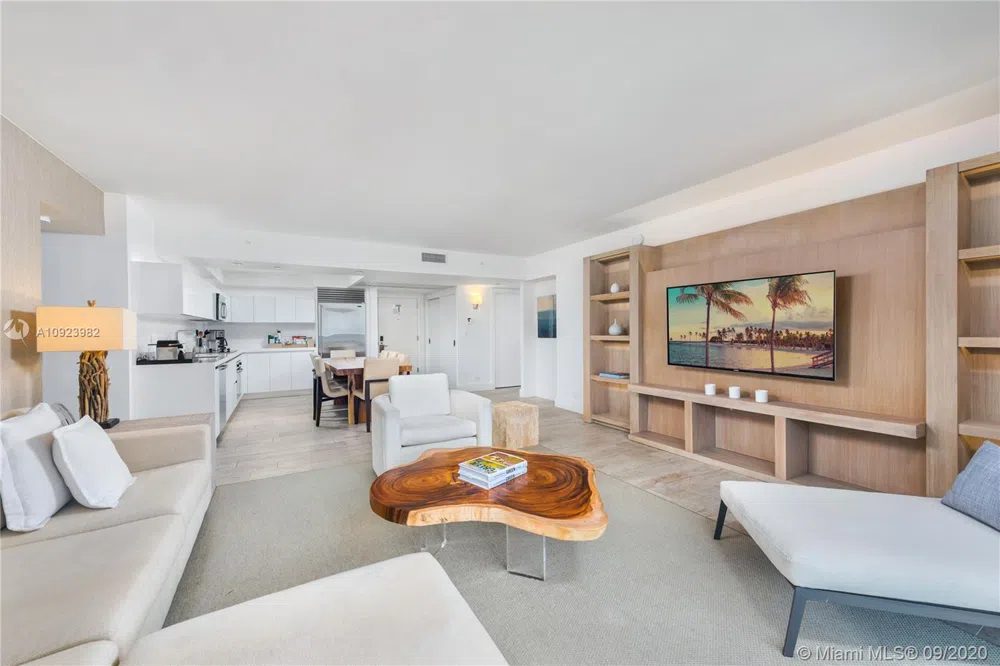 102 24th St #1544 Miami Beach, FL 33139