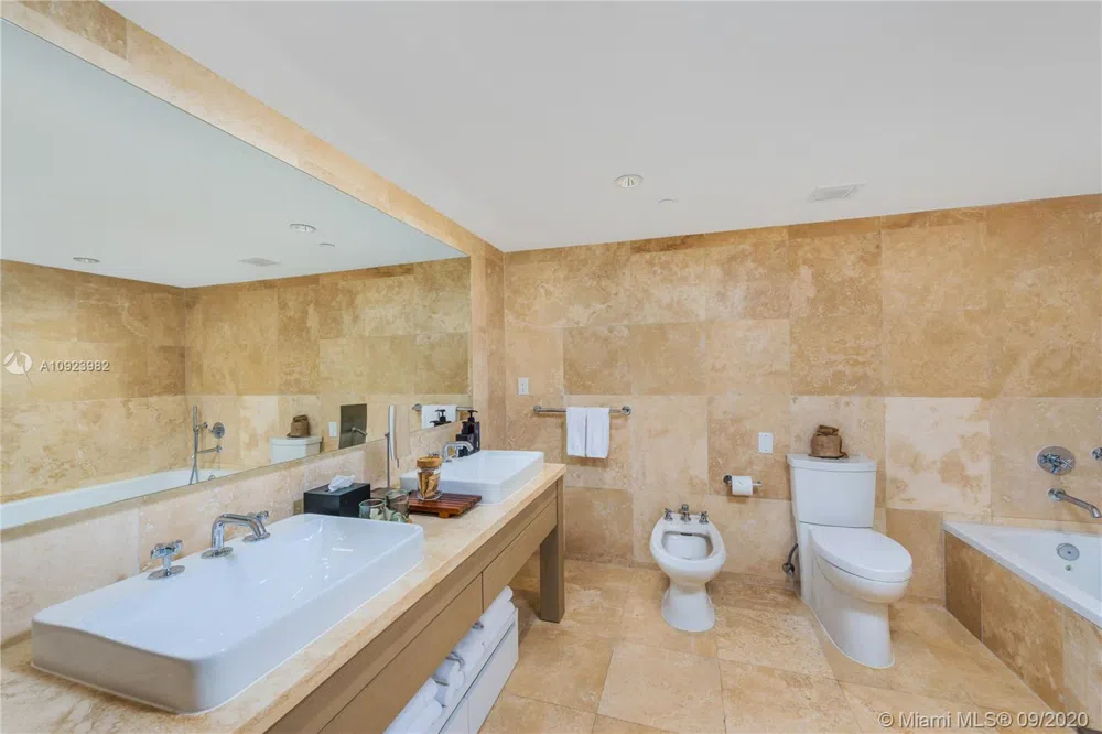 102 24th St #1544 Miami Beach, FL 33139