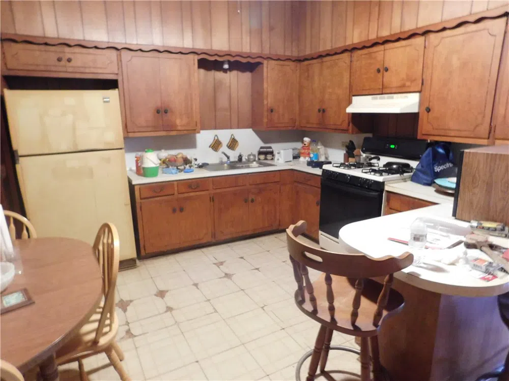 712 E 2nd Street Alice, TX 78332