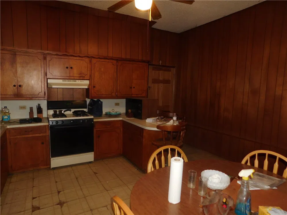 712 E 2nd Street Alice, TX 78332