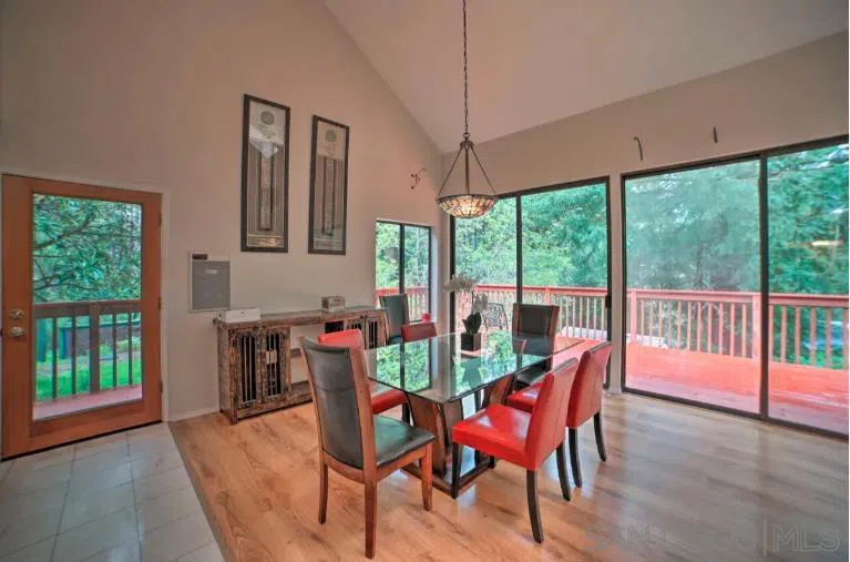 16885 Laurel Road Los Gatos, CA 95033