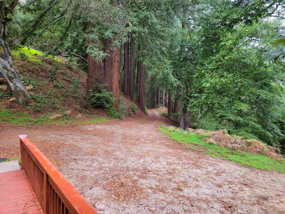 16885 Laurel Road Los Gatos, CA 95033