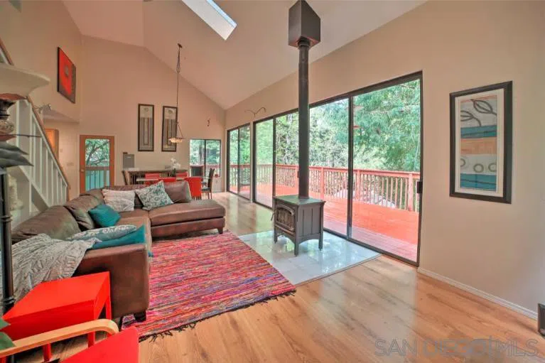 16885 Laurel Road Los Gatos, CA 95033