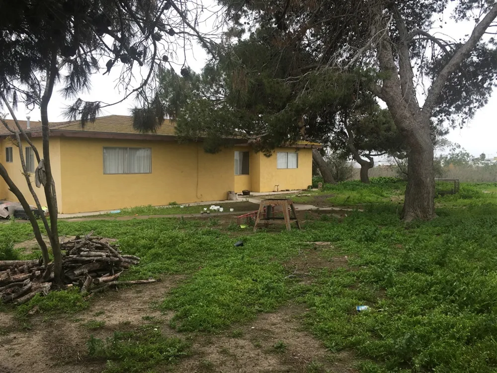 8691 Lone Star Rd. San Diego, CA 92154