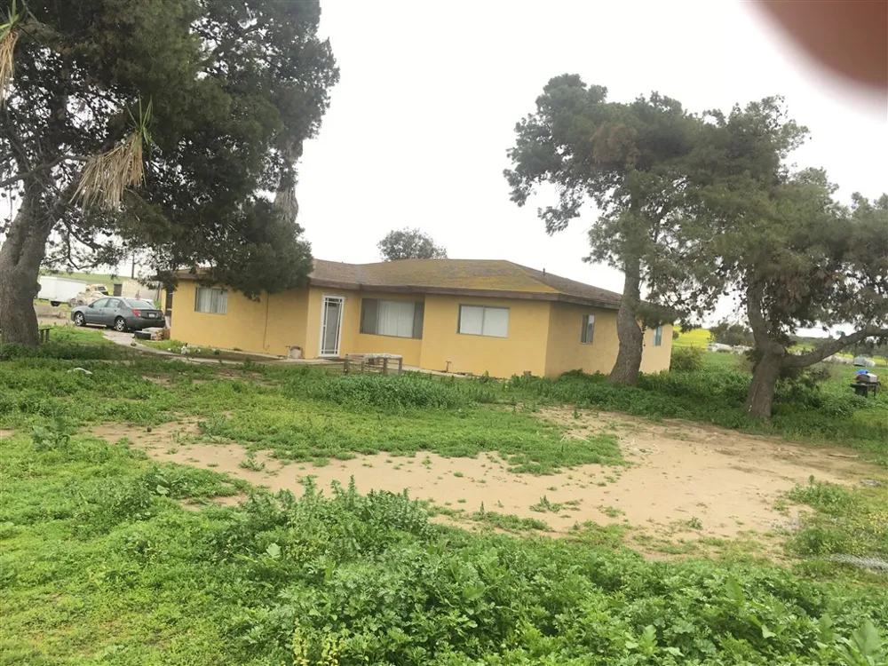 8691 Lone Star Rd. San Diego, CA 92154