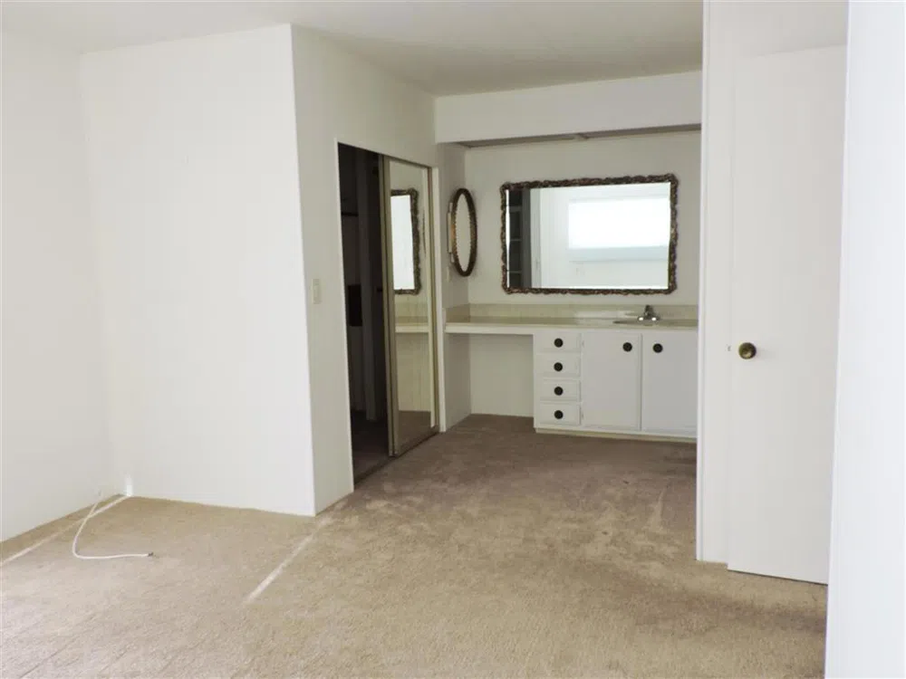 8975 Lawrence Welk Dr. #35 Escondido, CA 92026
