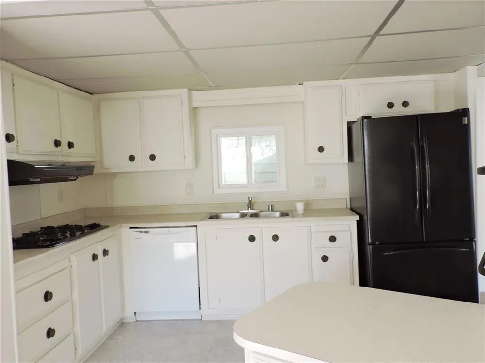 8975 Lawrence Welk Dr. #35 Escondido, CA 92026