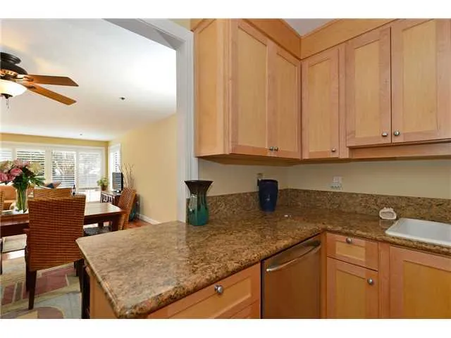 8263 Camino Del Oro #174 La Jolla, CA 92037