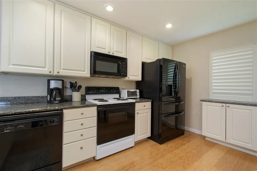 453 S Sierra Ave #169 Solana Beach, CA 92075
