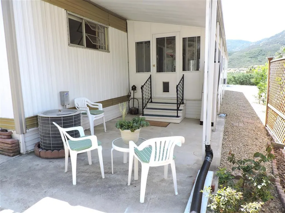 8975 Lawrence Welk  Dr #124 Escondido, CA 92026