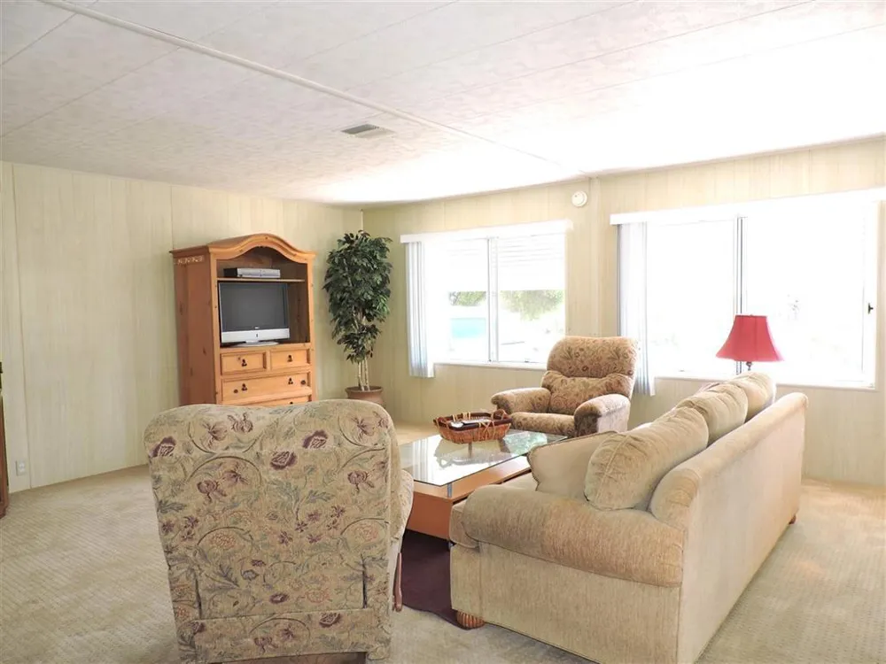 8975 Lawrence Welk  Dr #124 Escondido, CA 92026