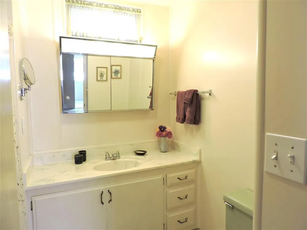 8975 Lawrence Welk  Dr #124 Escondido, CA 92026