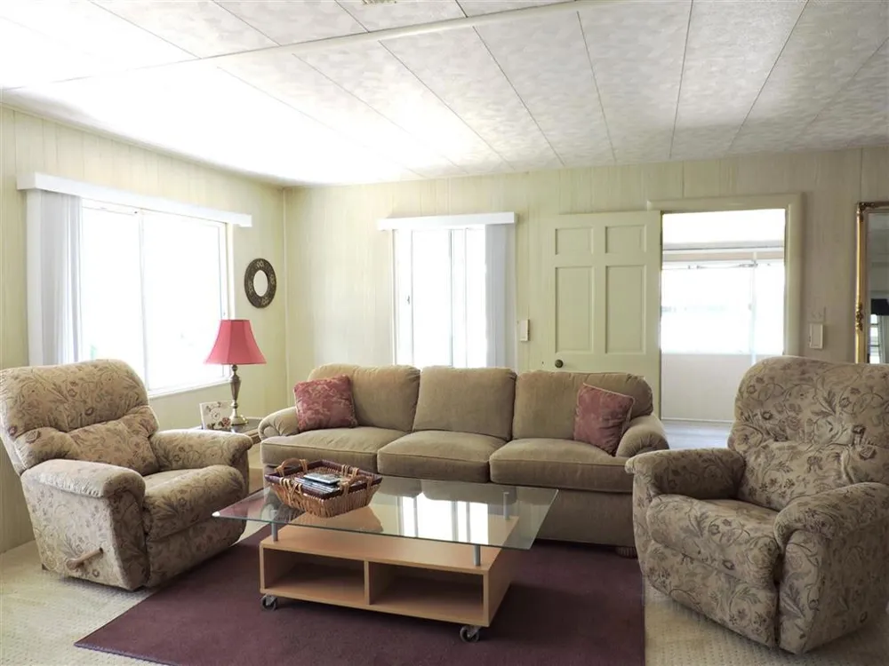 8975 Lawrence Welk  Dr #124 Escondido, CA 92026