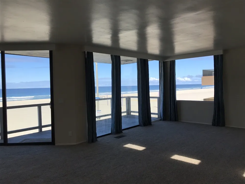 2847 Ocean Front Walk San Diego, CA 92109