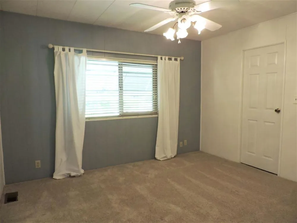 8975 Lawrence Welk Dr #229 Escondido, CA 92027