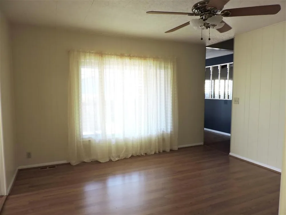 8975 Lawrence Welk Dr #229 Escondido, CA 92027