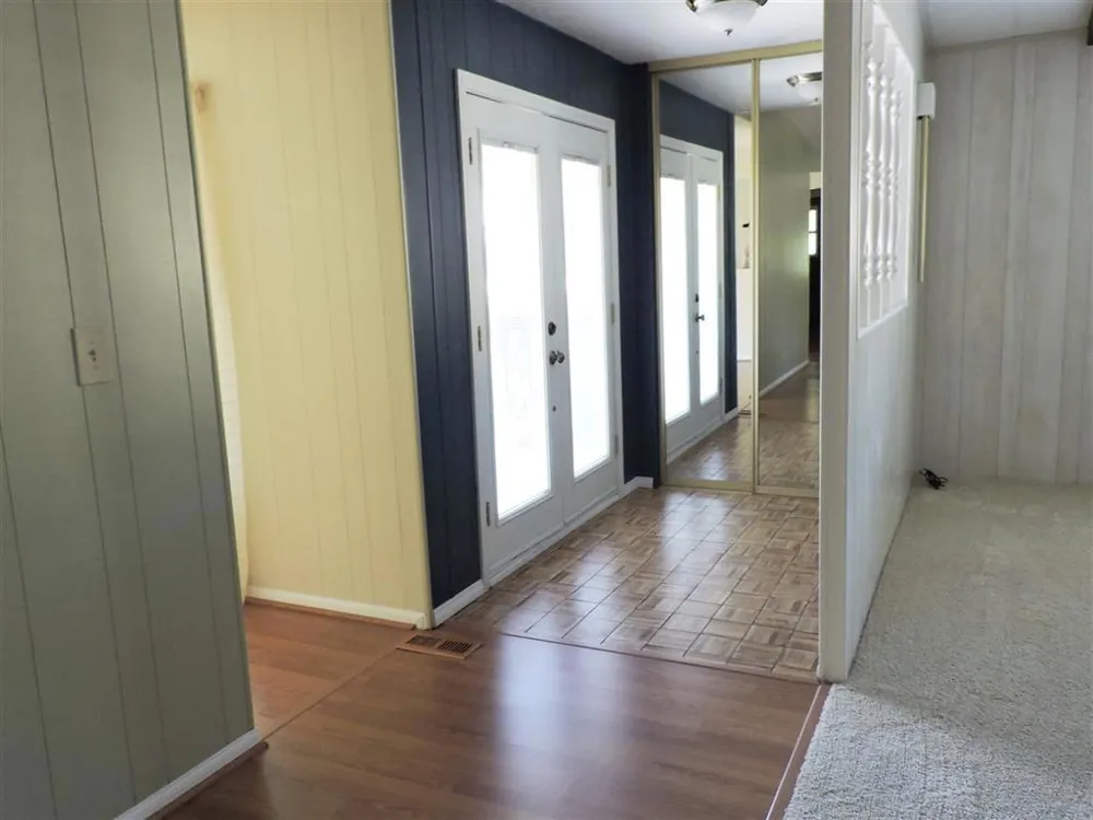 8975 Lawrence Welk Dr #229 Escondido, CA 92027