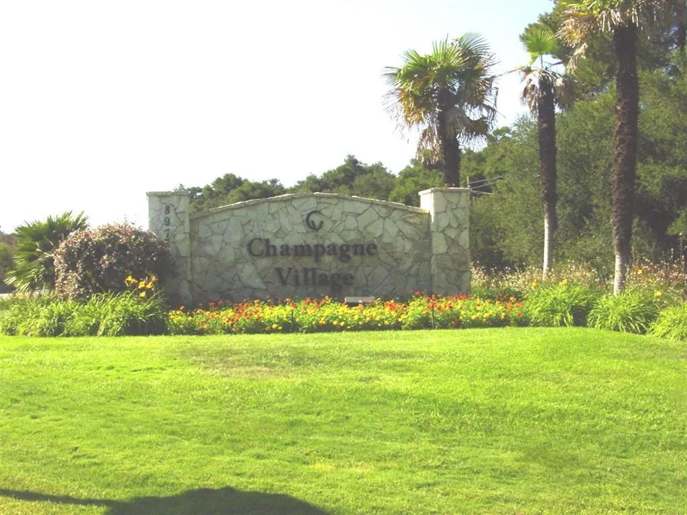 8975 Lawrence Welk Dr #229 Escondido, CA 92027