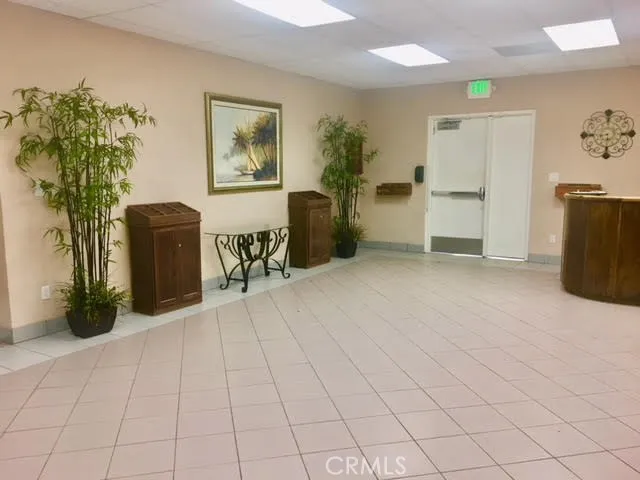 2820 E Avenue Q6 Palmdale, CA 93550