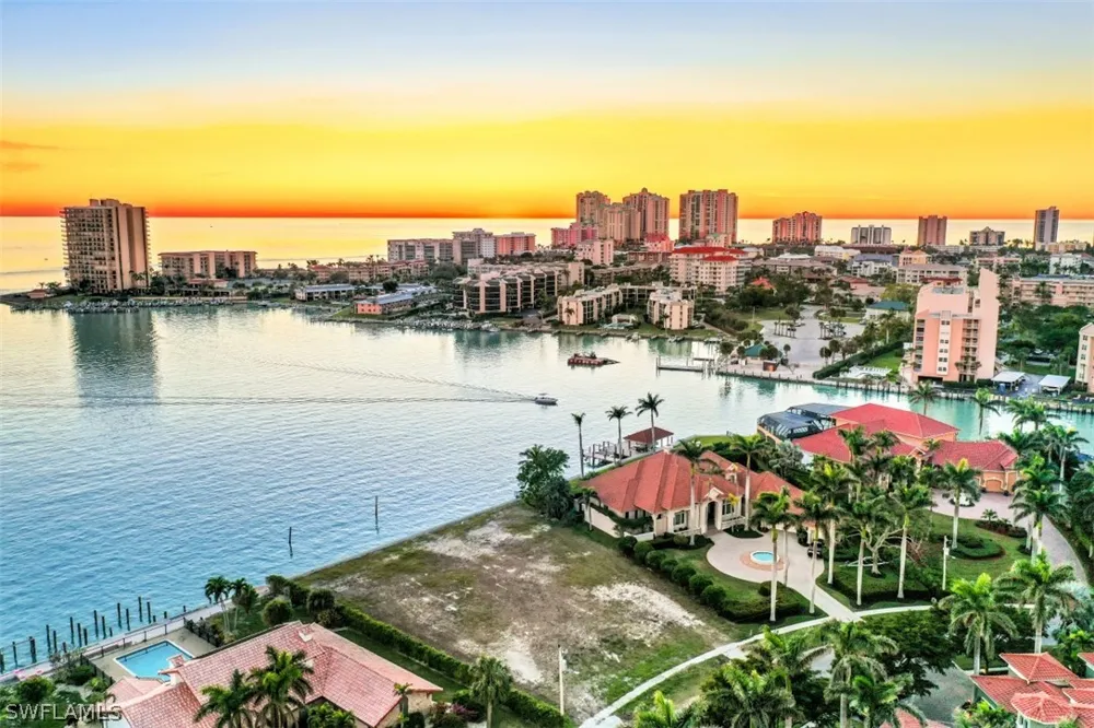 Caxambas Court Marco Island, FL 34145