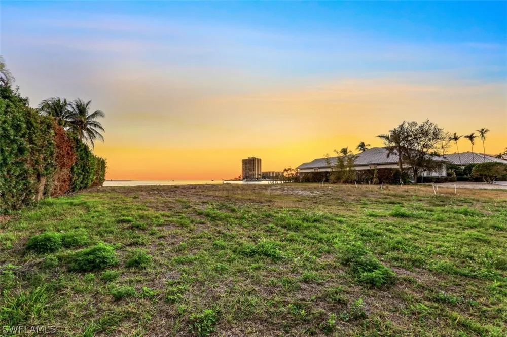 Caxambas Court Marco Island, FL 34145